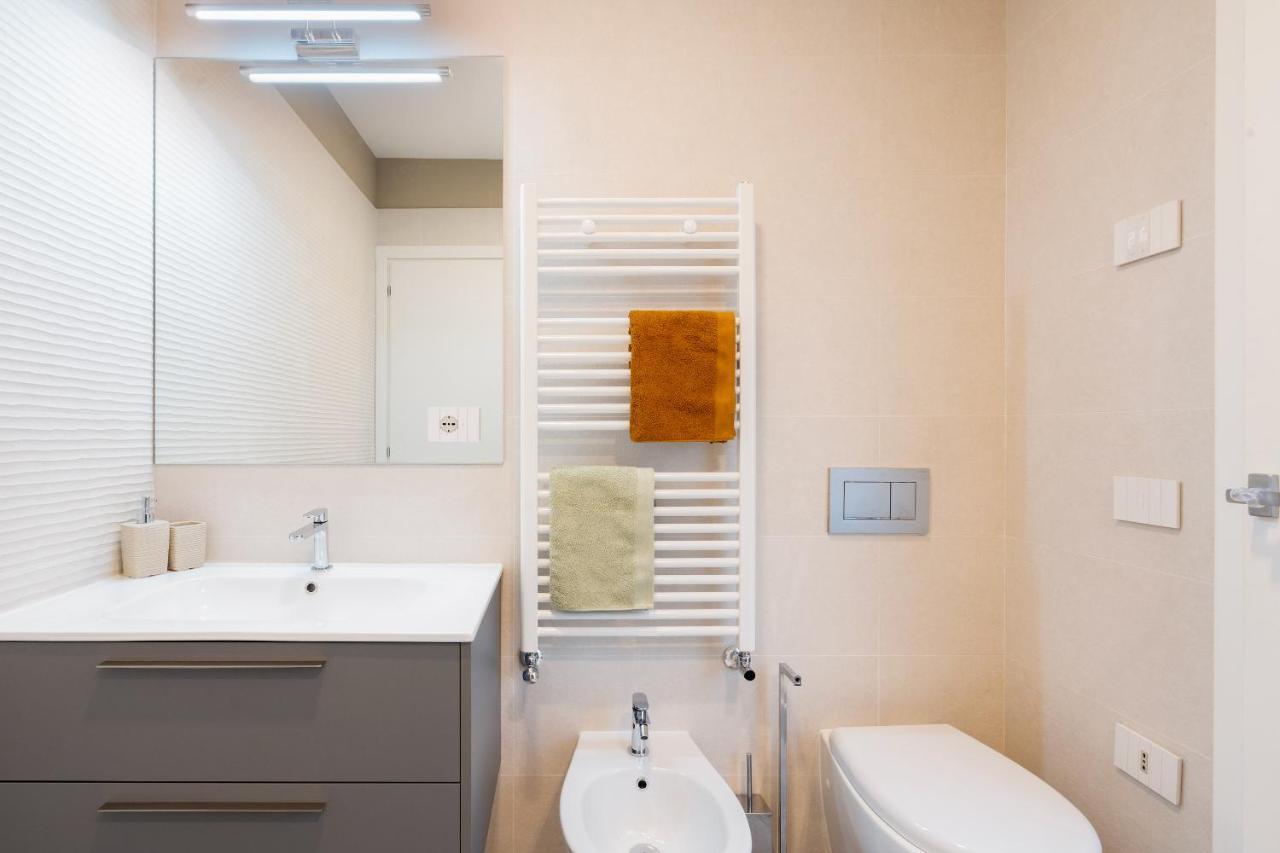 Louxory Accomodation Cagliari Apartment ภายนอก รูปภาพ