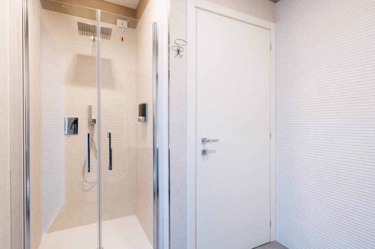 Louxory Accomodation Cagliari Apartment ภายนอก รูปภาพ